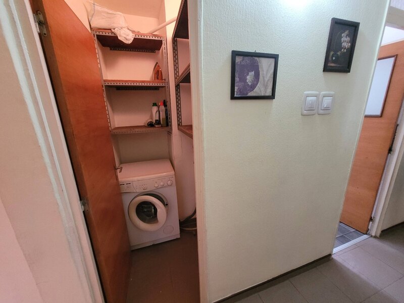 Rahova, str. Vicina, bloc din 1987