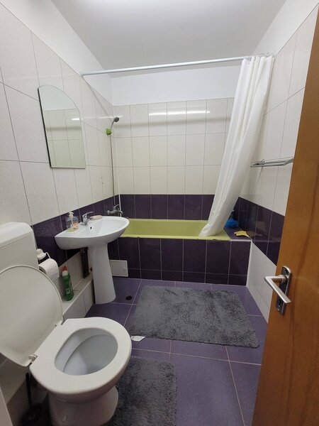 Rahova, str. Vicina, bloc din 1987