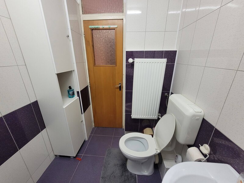 Rahova, str. Vicina, bloc din 1987